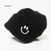 可愛的針織帽 繡花笑臉圖案 /黑色 STR014