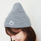 可愛的針織帽 繡花笑臉圖案 /黑色 STR014